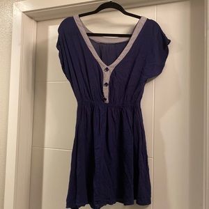 Short sleeve dress
